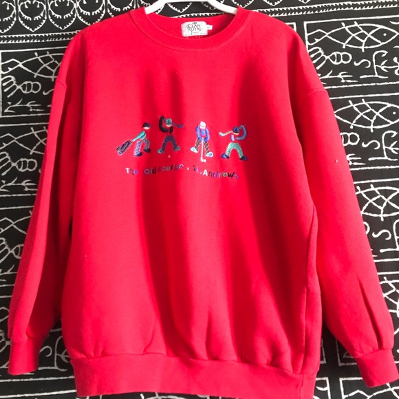 Clan Royal Other - *VINTAGE* red crew neck